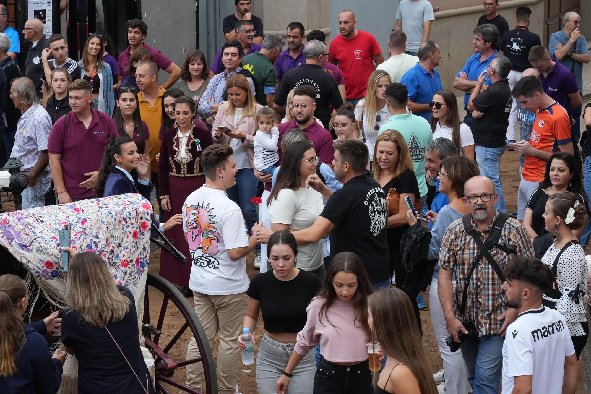 Las fotos de la tarde taurina del lunes de fiestas del Roser en Almassora