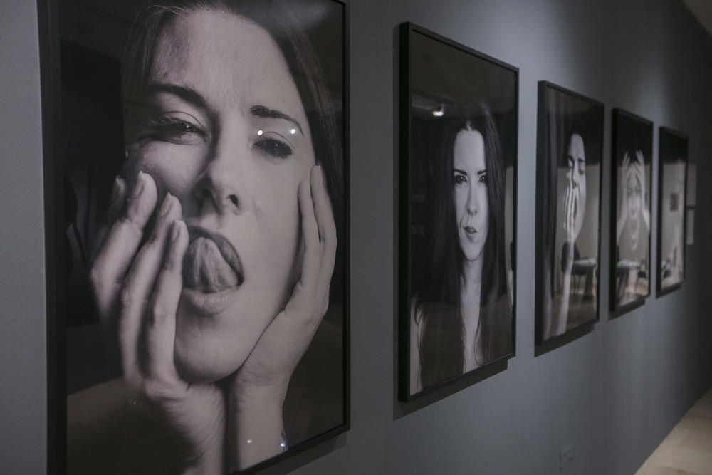 Imágenes de la exposición fotográfica En Plural en la Fundación Caja Mediterráneo