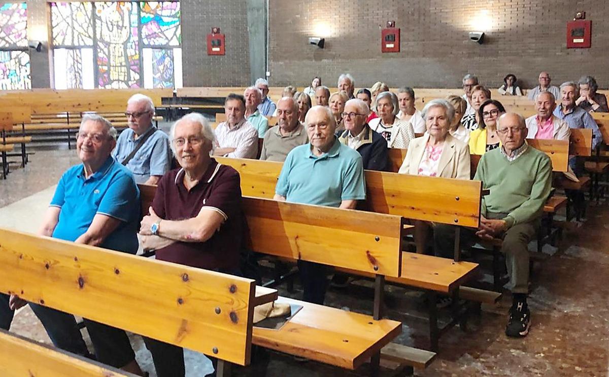 Los asistentes en la misa de Capuchinos.