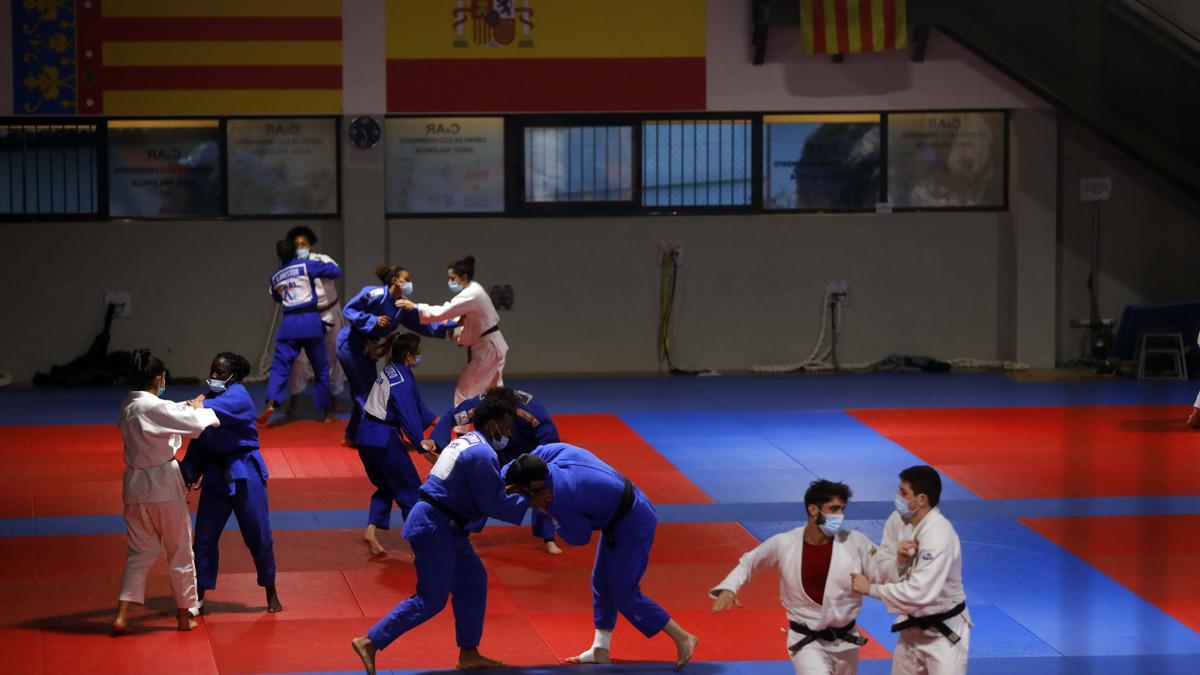 Campeonato de judo en el polideportivo de Benimaclet.