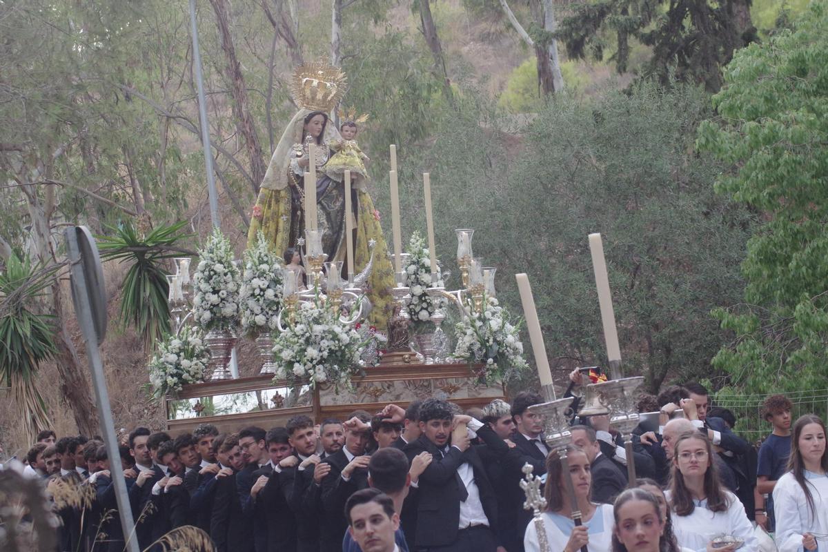 La Virgen de los Ángeles recorre las calles de Málaga
