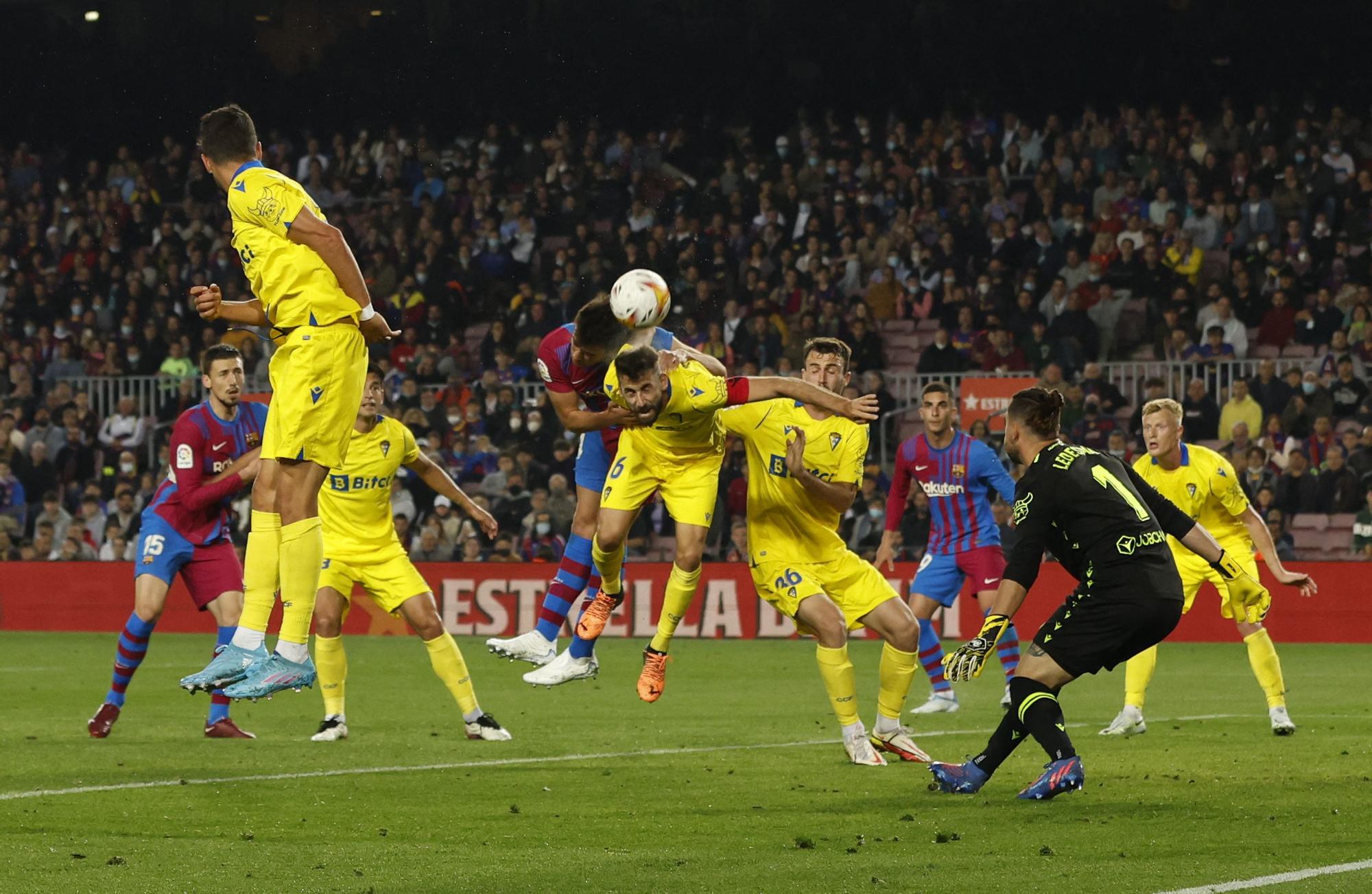 LaLiga - FC Barcelona v Cadiz