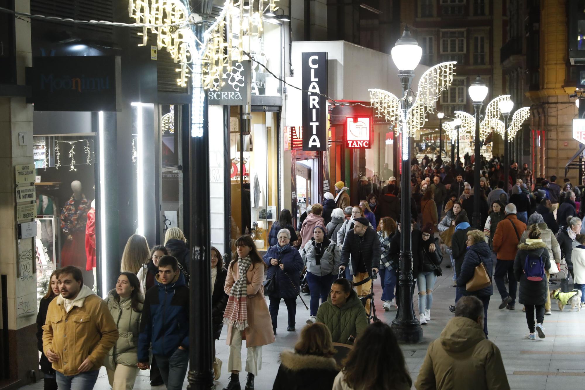 Encendido de las luces navideñas en Gijón