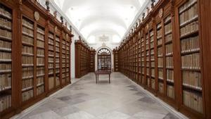 La biblioteca Hernando Colón de la catedral sevillana. 