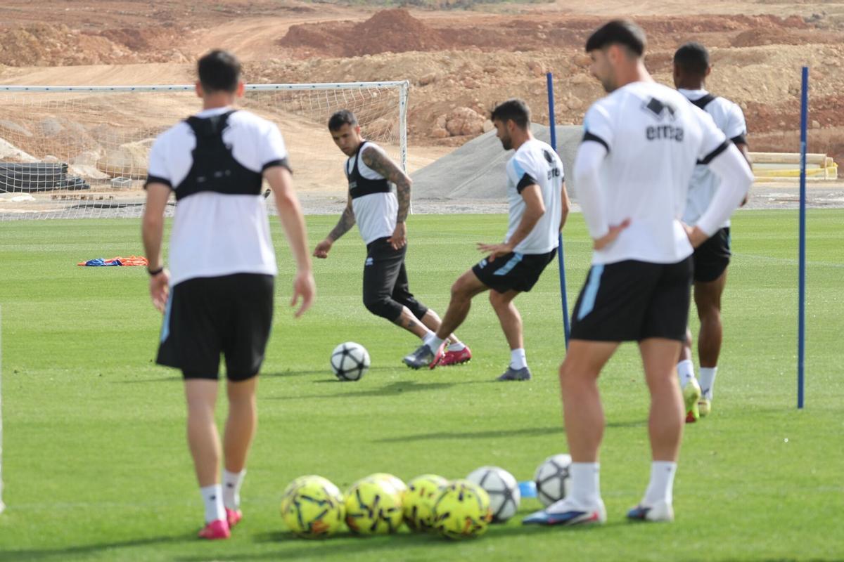 Entrenamiento del CD Castellón en la ciudad deportiva Globeenergy