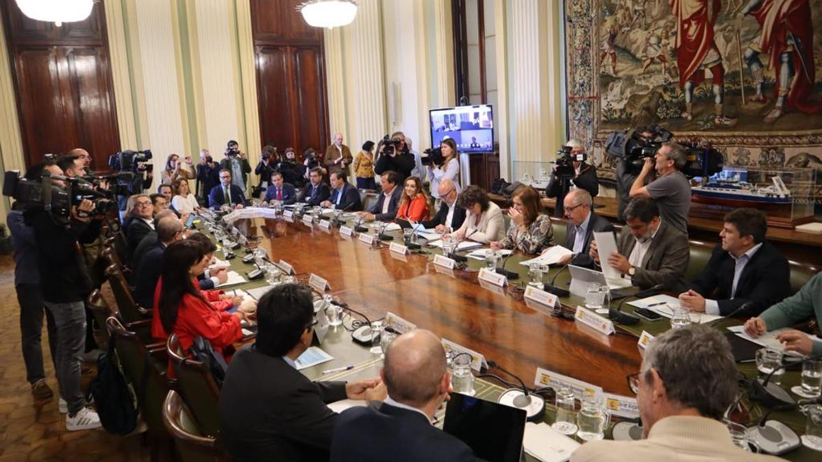 La reunión de la mesa de la sequía convocada en Madrid se ha prolongado durante más de cinco horas.