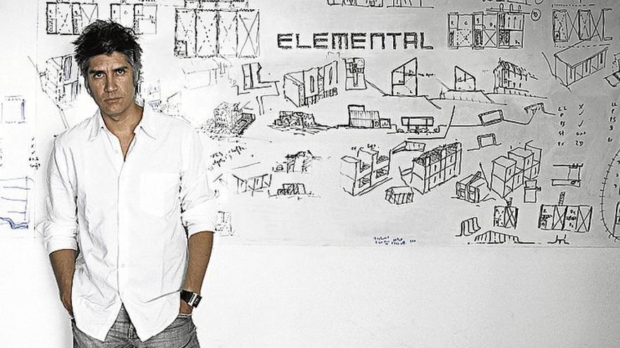 El chileno Alejandro Aravena gana el Premio Pritzker 2016