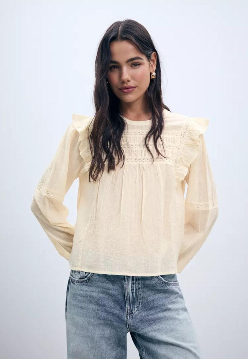 blusas stradivarius