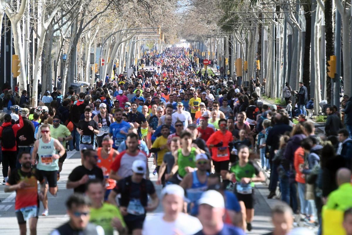 ¿Has participado en la Marató de Barcelona 2024? ¡Búscate en las fotos¡