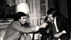 Felipe González y Adolfo Suárez, en un encuentro en la Moncloa en junio de 1977, tras las primeras elecciones democráticas. 