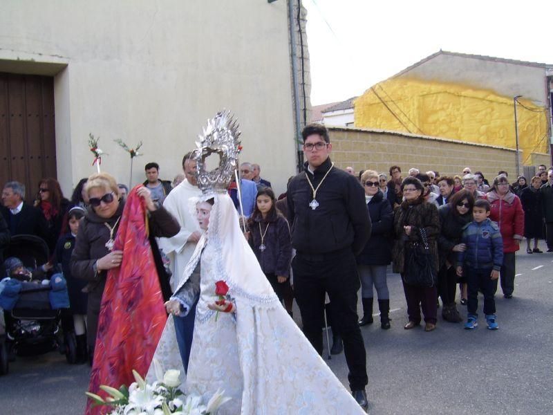 Resurrección en los pueblos de la Provincia