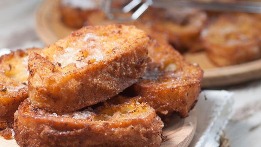 La receta rápida de torrijas en airfryer que triunfa todo el año: esponjosas y listas en 10 minutos