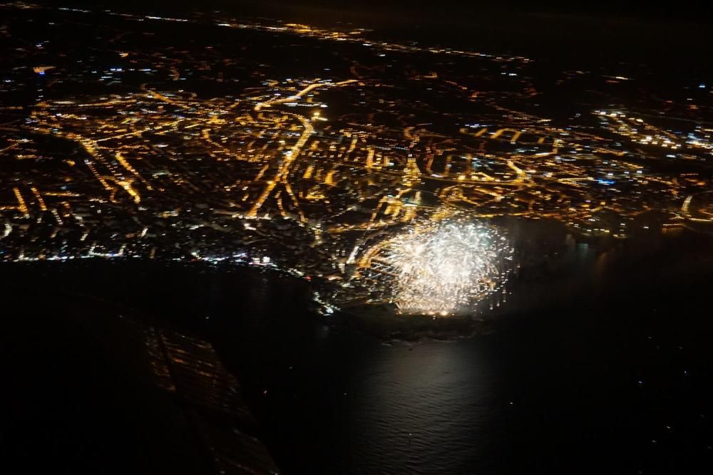 Gijón, la noche de los fuegos desde el aire