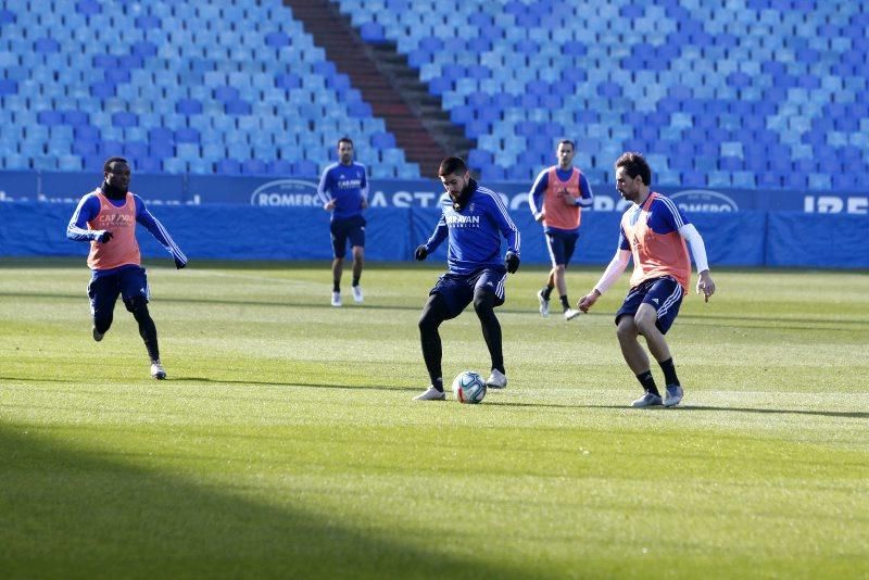 Partido de entrenamiento del Real Zaragoza en La Romareda