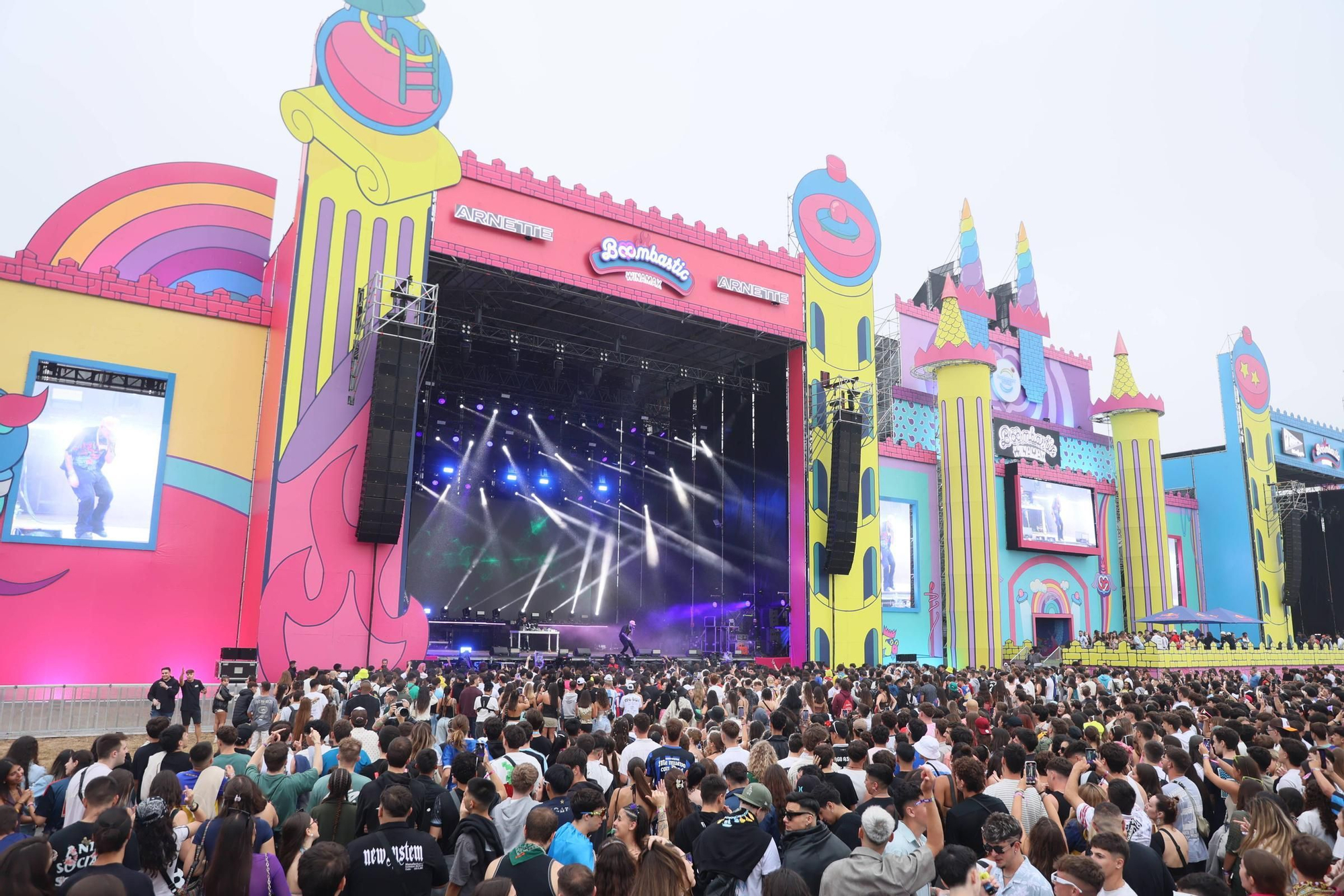 Así ha sido el arranque del Boombastic: orbayu, diversión y mucha música