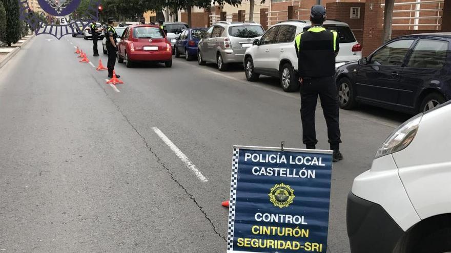 La Policía de Castellón controla el uso del cinturón en 2.000 vehículos