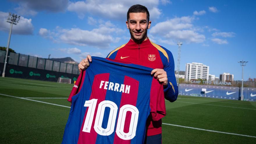 Ferran amb la samarreta dels cent partits amb el Barça que va complir diumenge al camp del Betis. | FCB