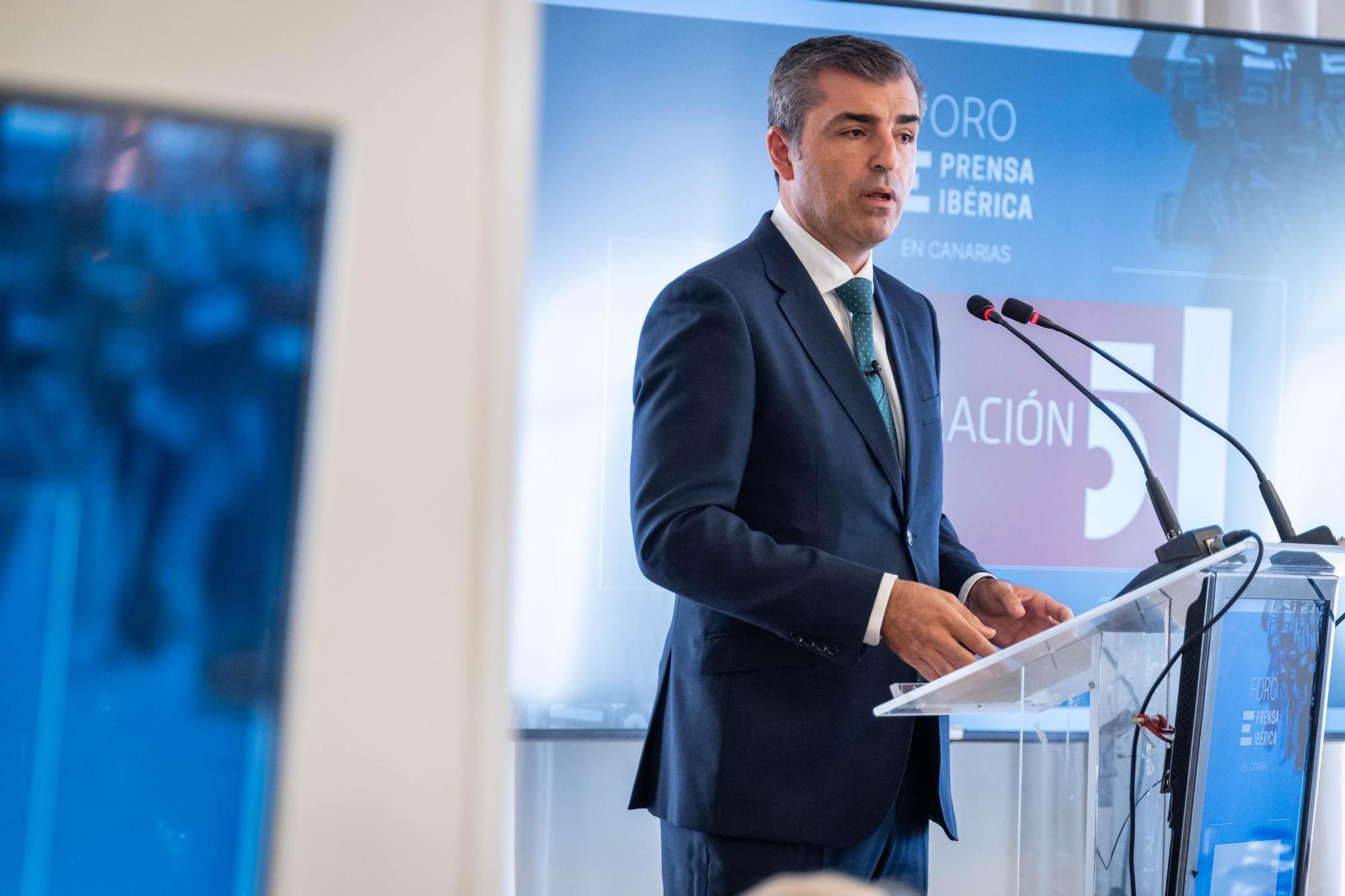 Foro con Manuel Domínguez