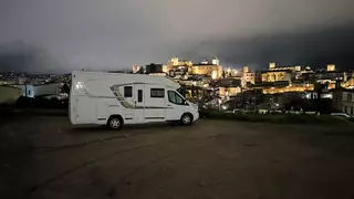 'Caravaning' en San Marquino con vistas de excepción a Cáceres