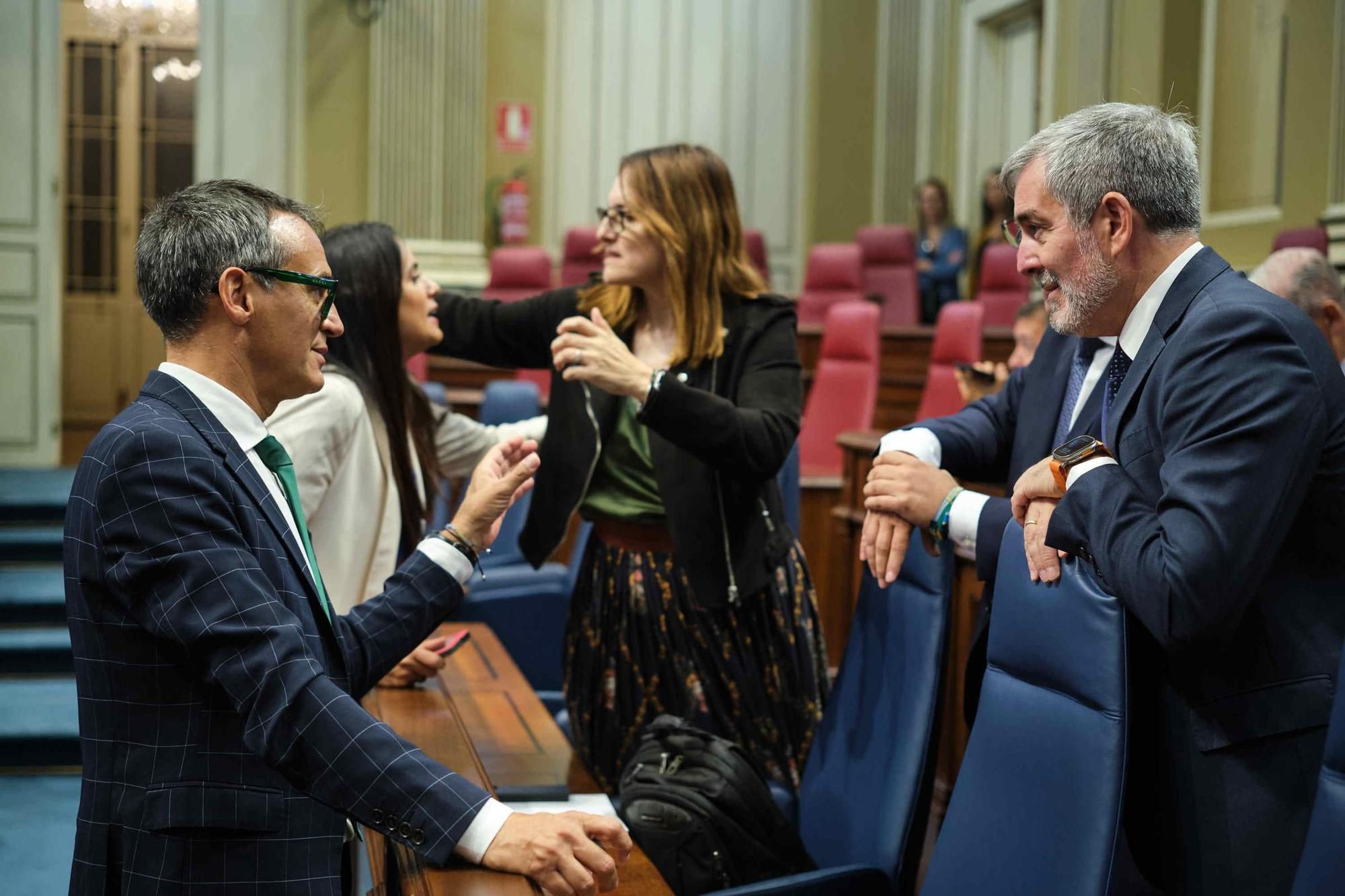 Pleno del Parlamento de Canarias