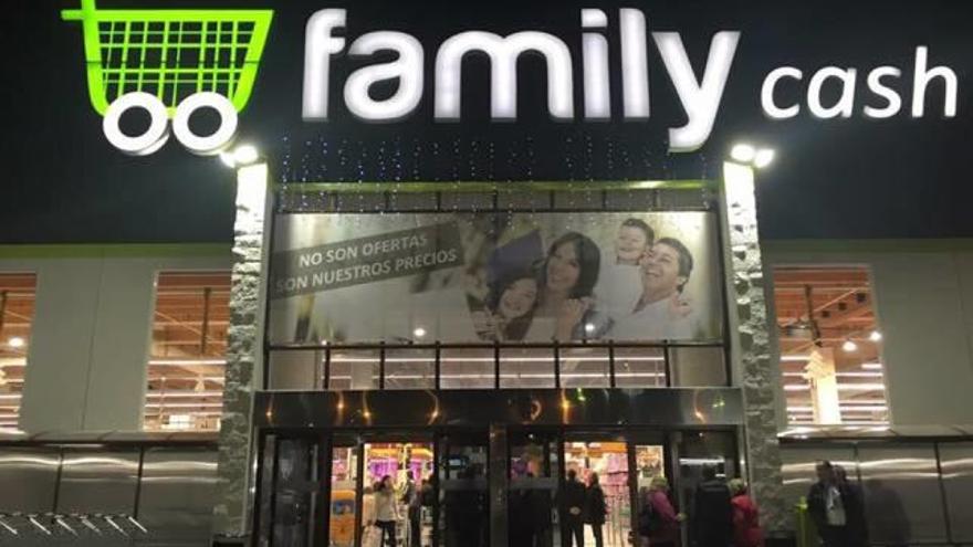 Family Cash abre en Museros