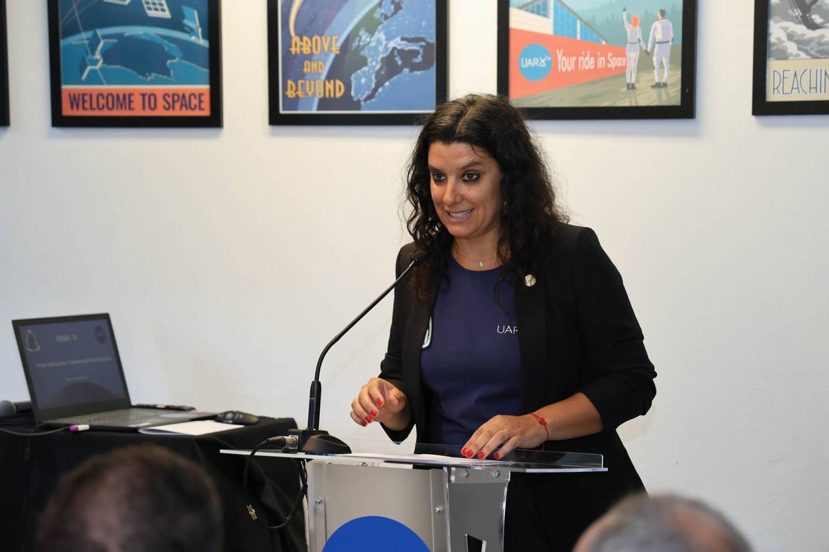 Yanina Hallak, CEO y cofundadora de UARX, en la rueda de prensa de este viernes en la sede de la compañía.