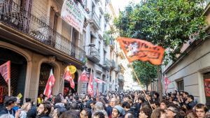 Barcelona obre la via per limitar lloguers de temporada i ‘colivings’ en habitatges