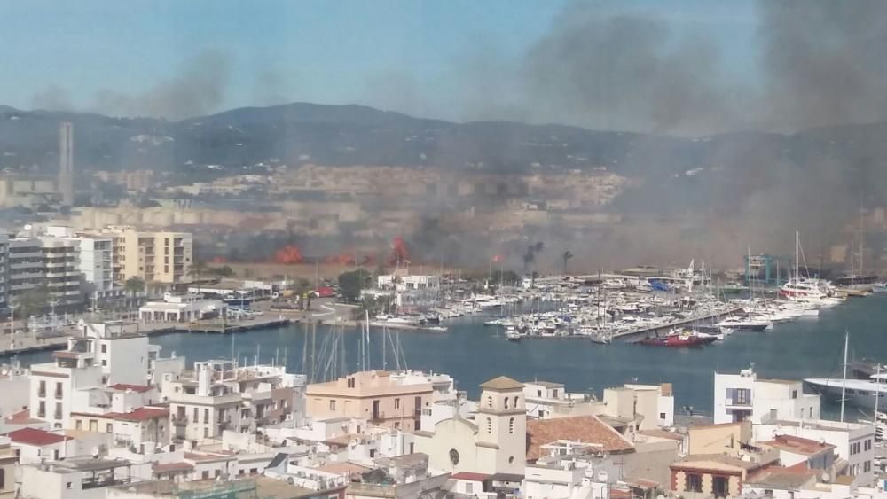 Caos por el incendio se ses Feixes