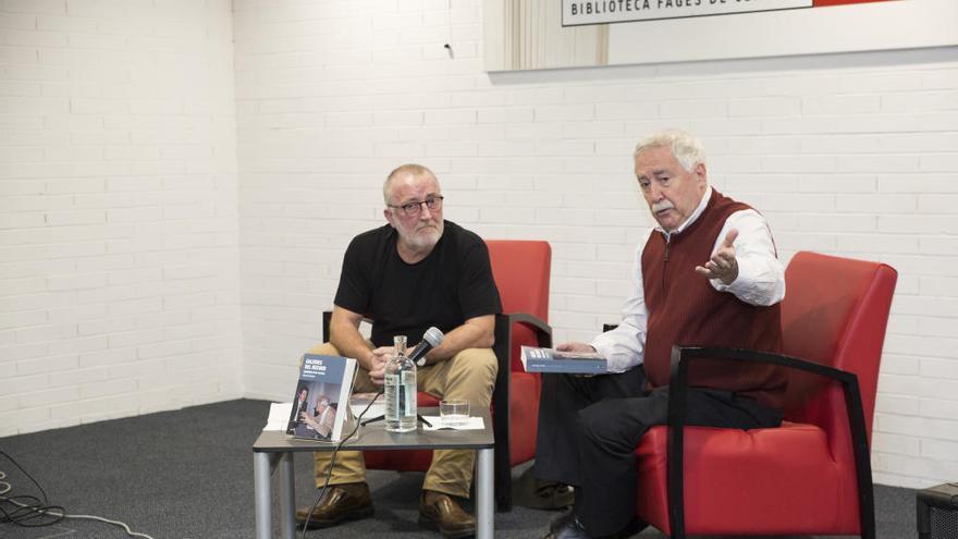 Joan Ferrerós i Narcís Garolera, durant la presentació