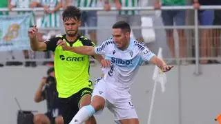 Empate sin goles pese a las muchas ocasiones creadas por Betis y Cádiz