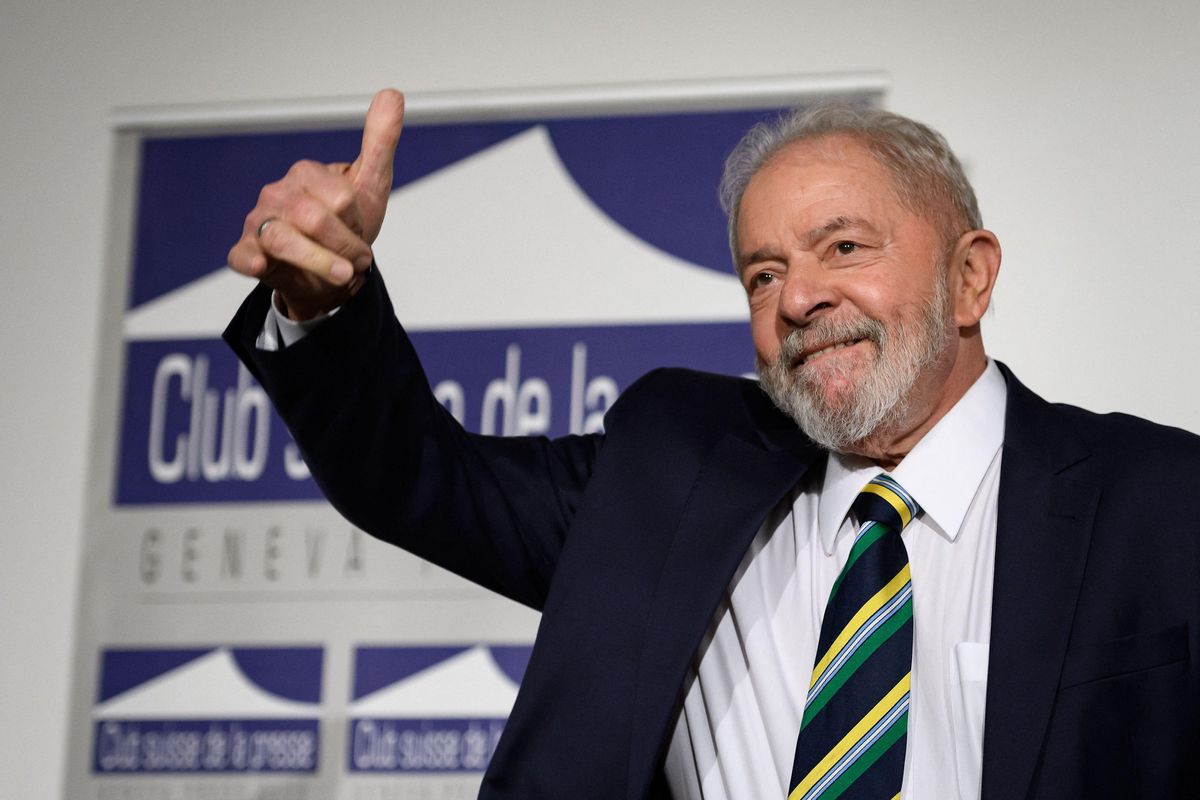 Lula prepara el terreny per disputar la presidència a Bolsonaro Lula prepara el terreny per disputar la presidència a Bolsonaro