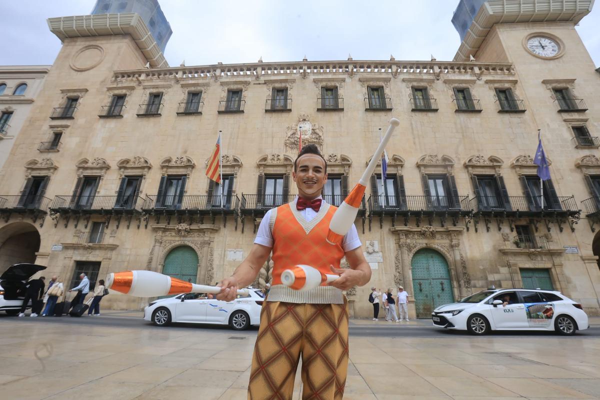 El Ayuntamiento de Alicante presenta el nuevo espectáculo del Circo del Sol 'Kurios: Gabinete de curiosidades'