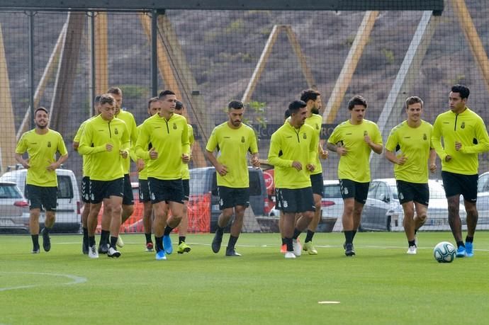 19-07-2019 LAS PALMAS DE GRAN CANARIA. Entrenamiento UD Las Palmas, en Barranco Seco  | 19/07/2019 | Fotógrafo: Andrés Cruz