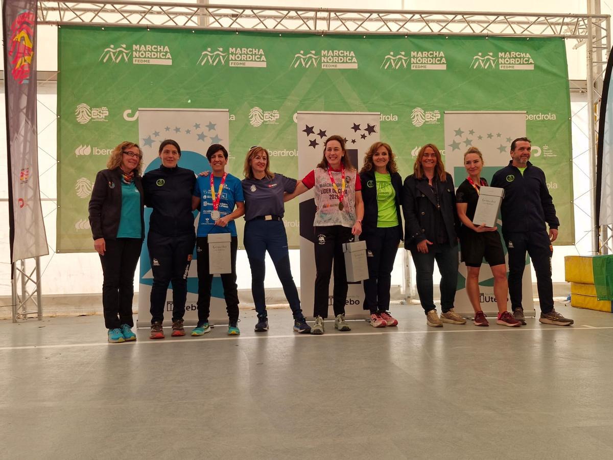 Las ganadoras absolutas de la Copa y primeras y segundas de Aragón.