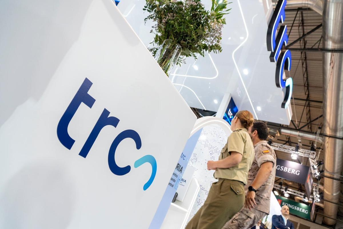 Expositor de TRC en la feria del sector de la Defensa, Feindef.