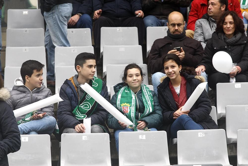 Los aficionados en el Arcángel