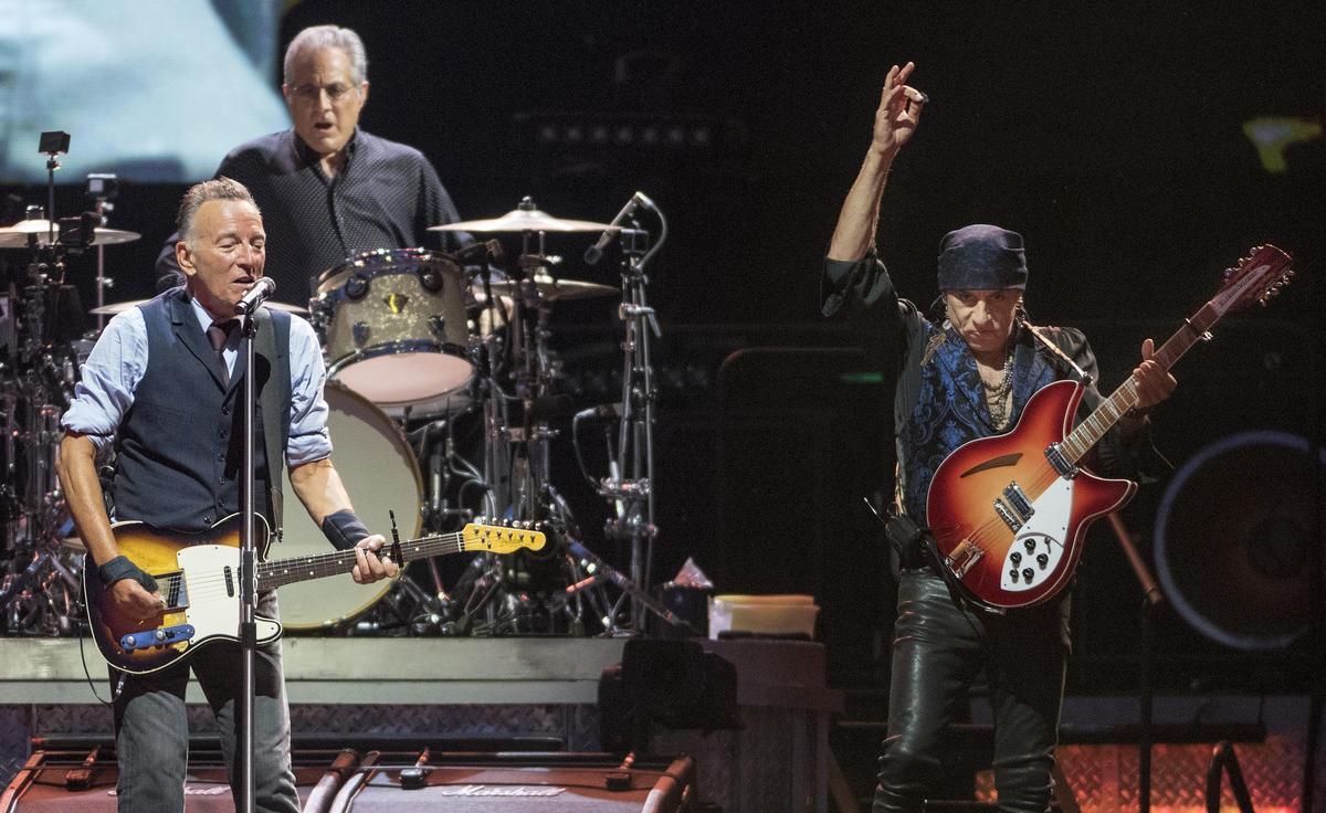 Último concierto de Bruce Springsteen con la E Street Band en el Estadi Olímpic