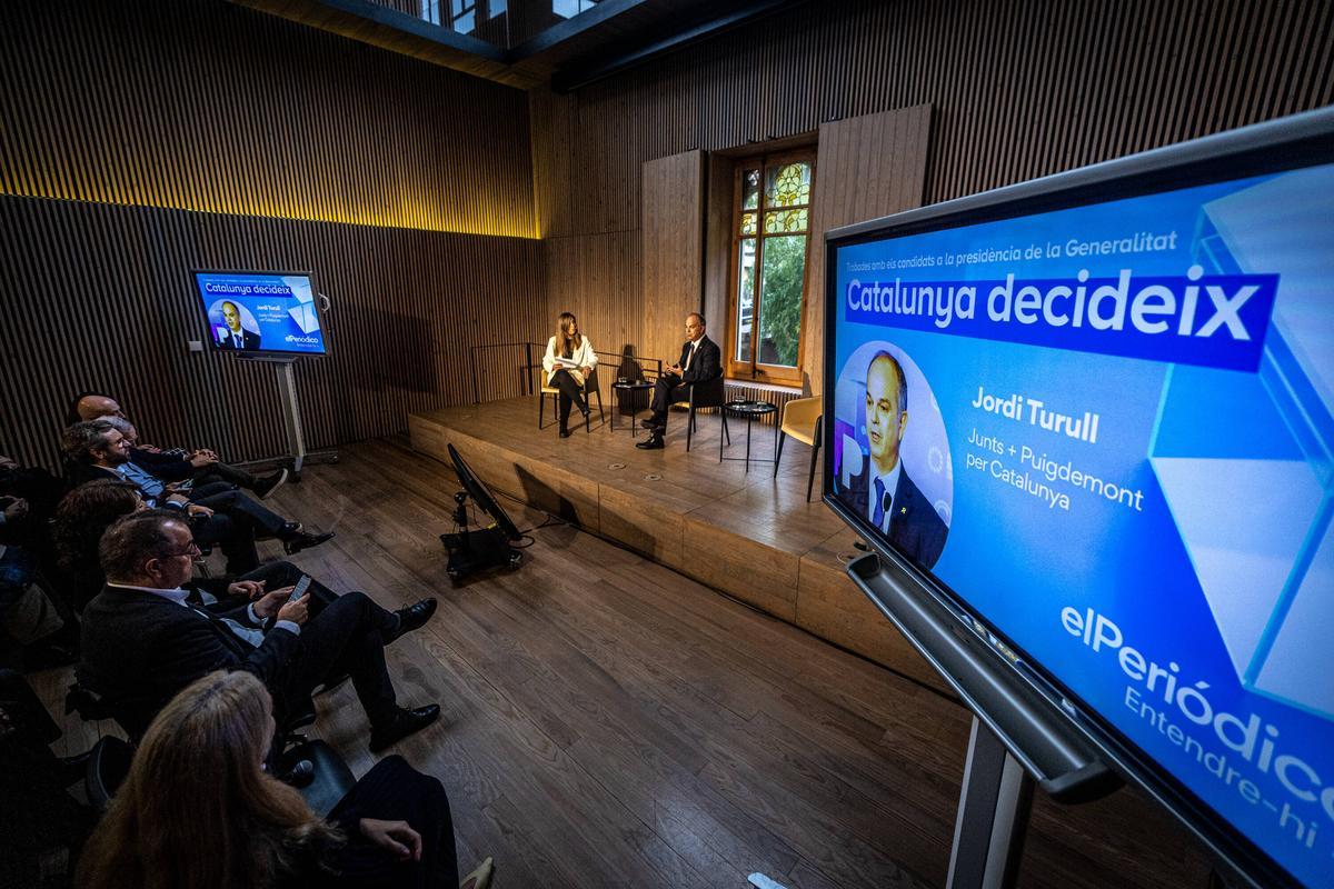 Desayuno electoral organizado por El Periódico con el candidato de Junts, Jordi Turull.