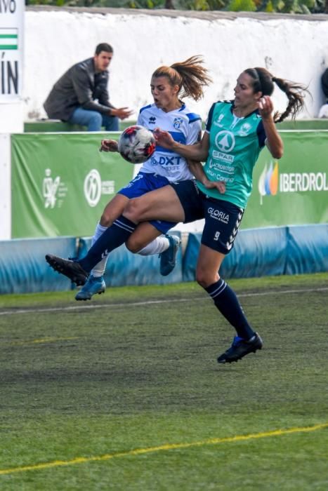 26-01-20  DEPORTES. CAMPOS DE FUTBOL MUNICIPAL DE ARGUENEGUIN. ARGUINEGUIN. MOGAN. Partido de futbol femenino entre los equipos del Femarguín contra el Tenerife B disputado en Campo de futbol Municipal de Arguineguin.  Fotos: Juan Castro  | 26/01/2020 | Fotógrafo: Juan Carlos Castro