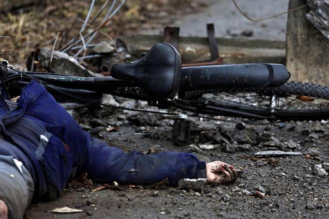 La masacre de Bucha donde han aparecido cadáveres de ciudadanos ucranianos en las aceras tras la liberación de las tropas rusas.
