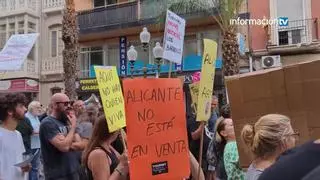 La oferta turística cae un 11,3 % en Alicante este verano tras la ampliación de la moratoria de licencias vacacionales