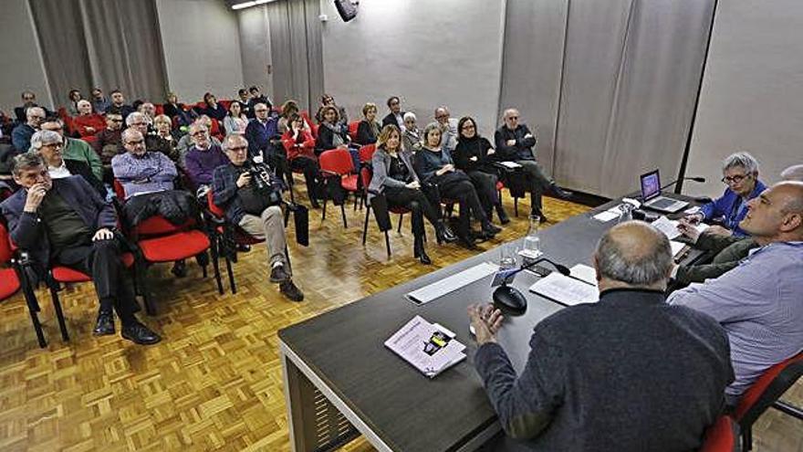 Tòpics trencats en una Girona  amb un «diagnòstic molt negatiu»