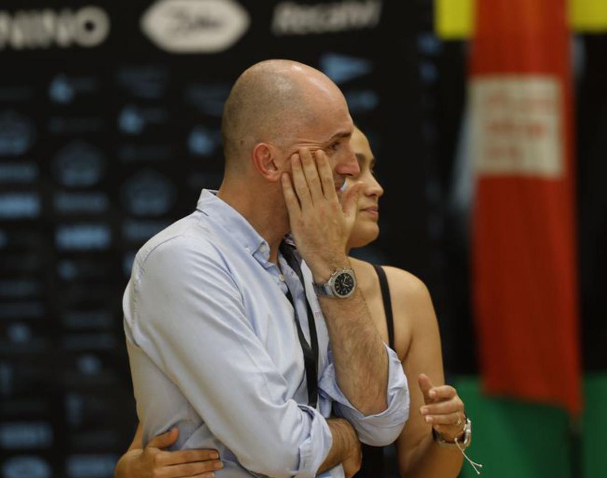 Roberto Rajó “Robez”, técnico de la cantera, emocionado.