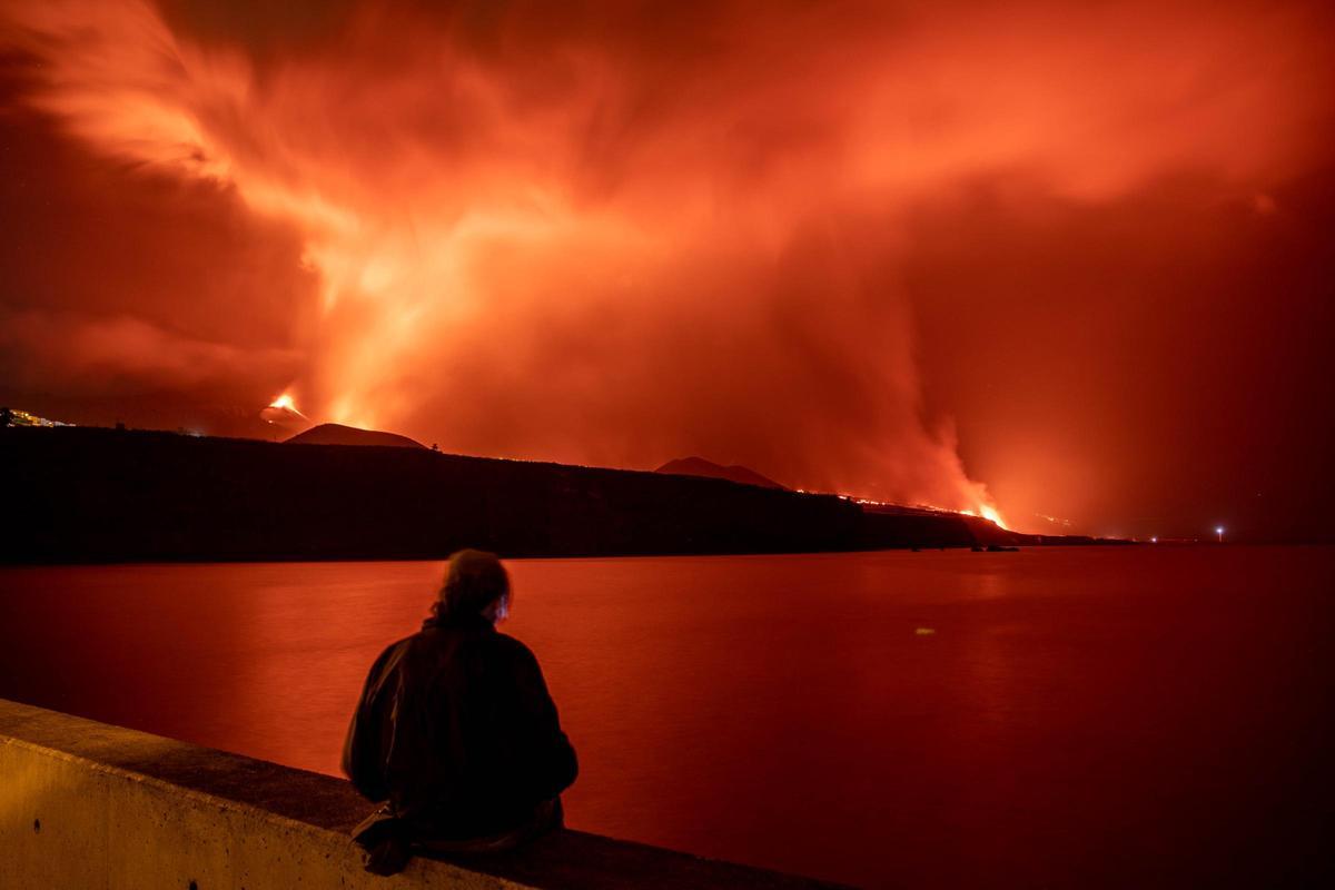 Foto de archivo de la erupción.