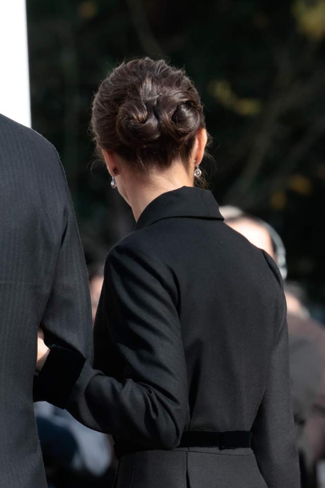 La reina Letizia en el funeral de Constantino de Grecia