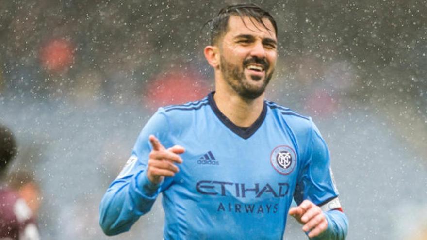 Villa celebra uno de sus goles en el Yankee Stadium.