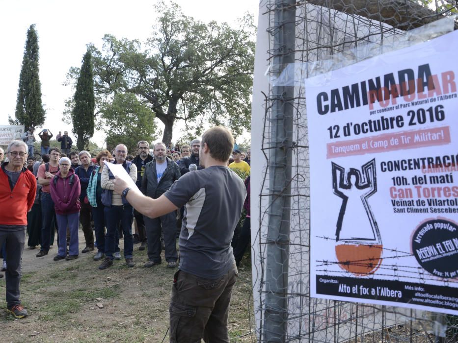 Clam a l'Albera contra el camp de tir militar