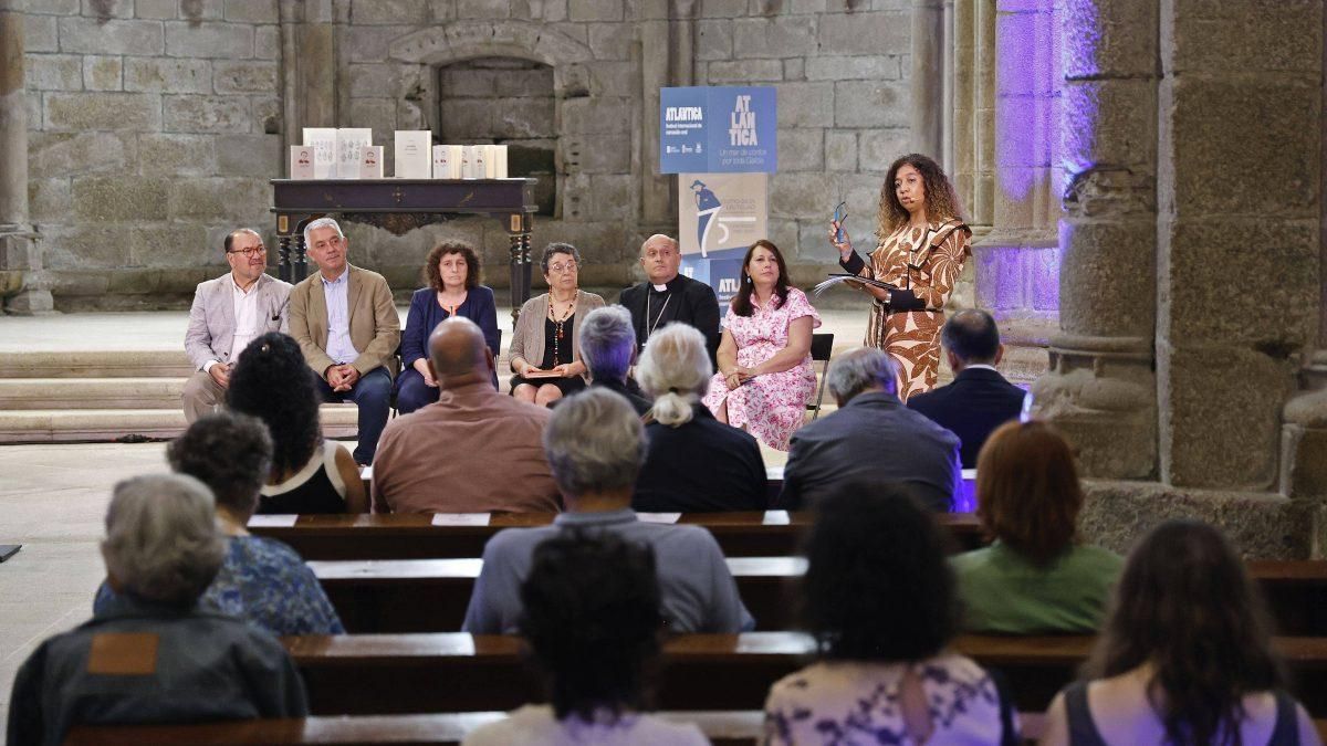 Por la izquierda: López, García, Sanmartín, Álvarez, Prieto, González y Felloza.