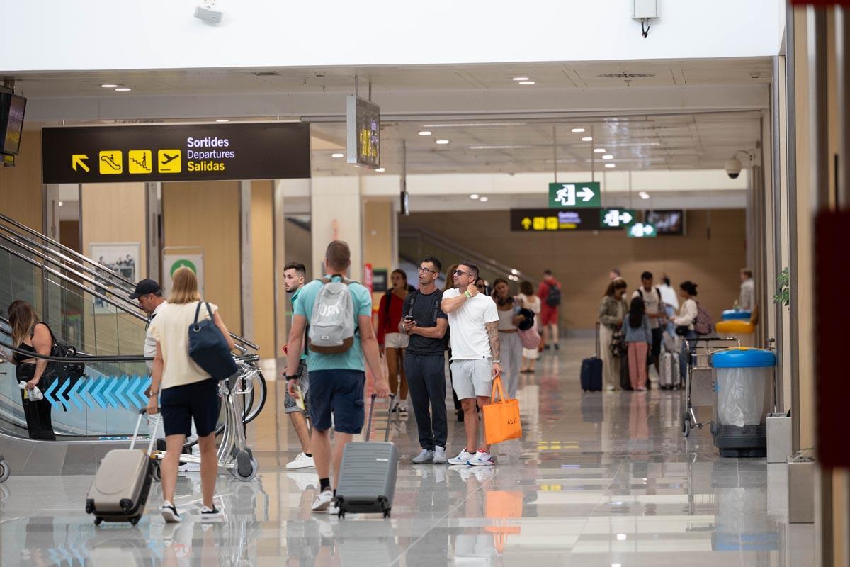 Así es un día en el aeropuerto de Ibiza Así es un día en el aeropuerto de Ibiza