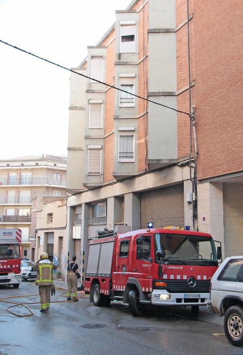 Incendi al carrer General Prim de Manresa